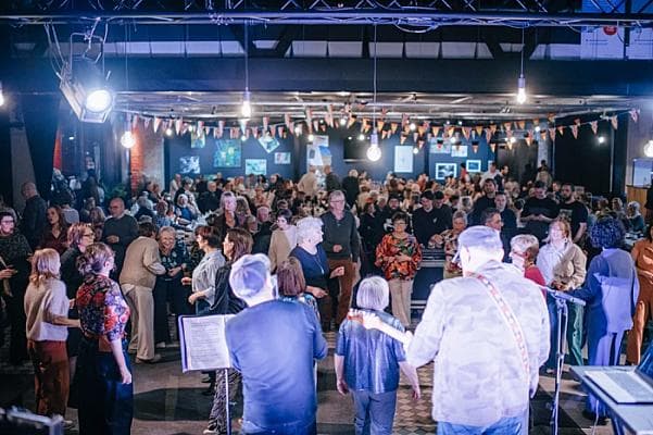 Eerste Talenfeest CVO De Verdieping: Een Avond Vol Cultuur, Smaak en Dans